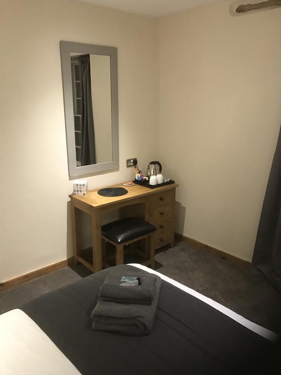 Deri-Down Guest House Abergavenny Exteriör bild